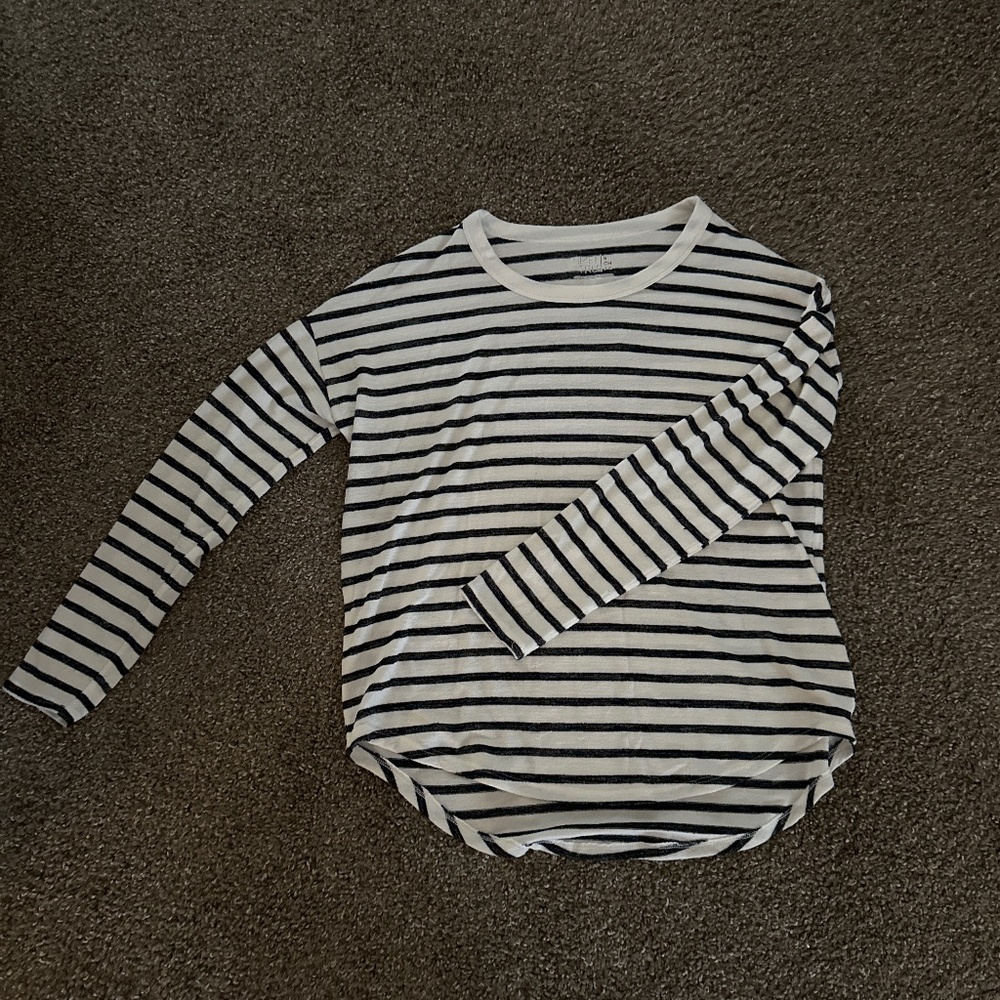 Time and TRU navy/white LONG SLEEVE Size: small